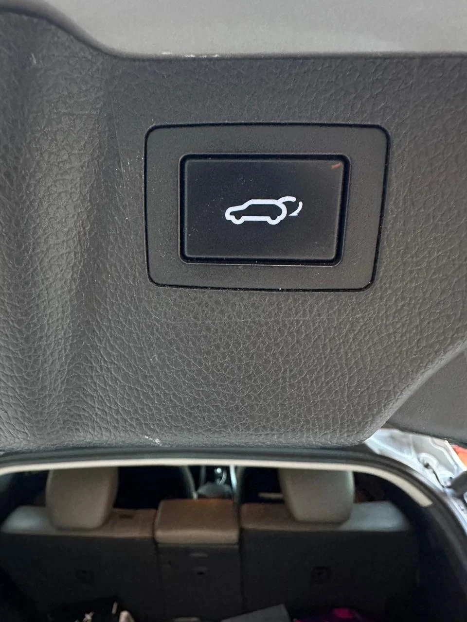 Продаю авто Hyundai Santa Fe 2.4 Sport - миниатюра 7