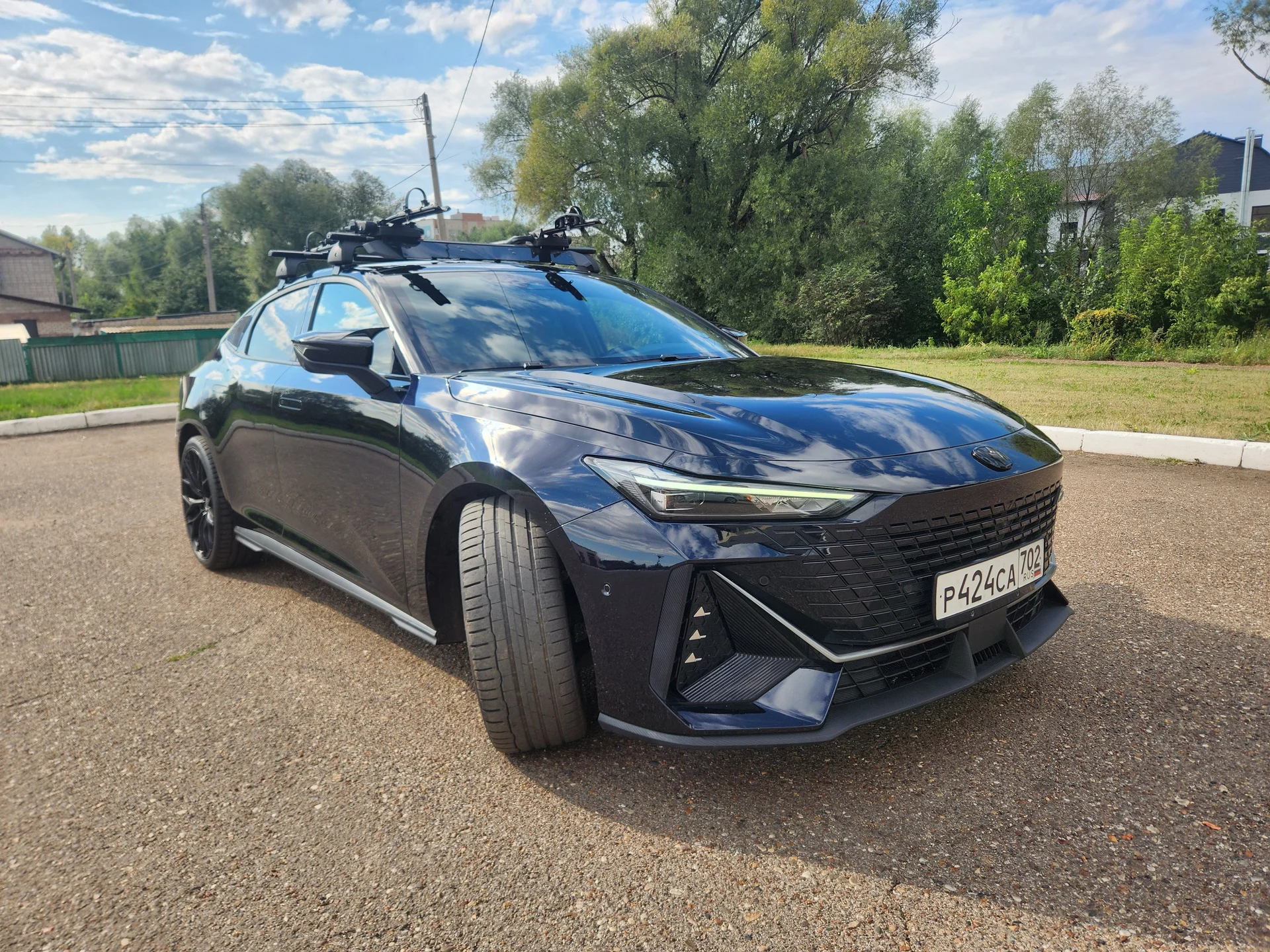 автомобиль changan uni-v - миниатюра 3
