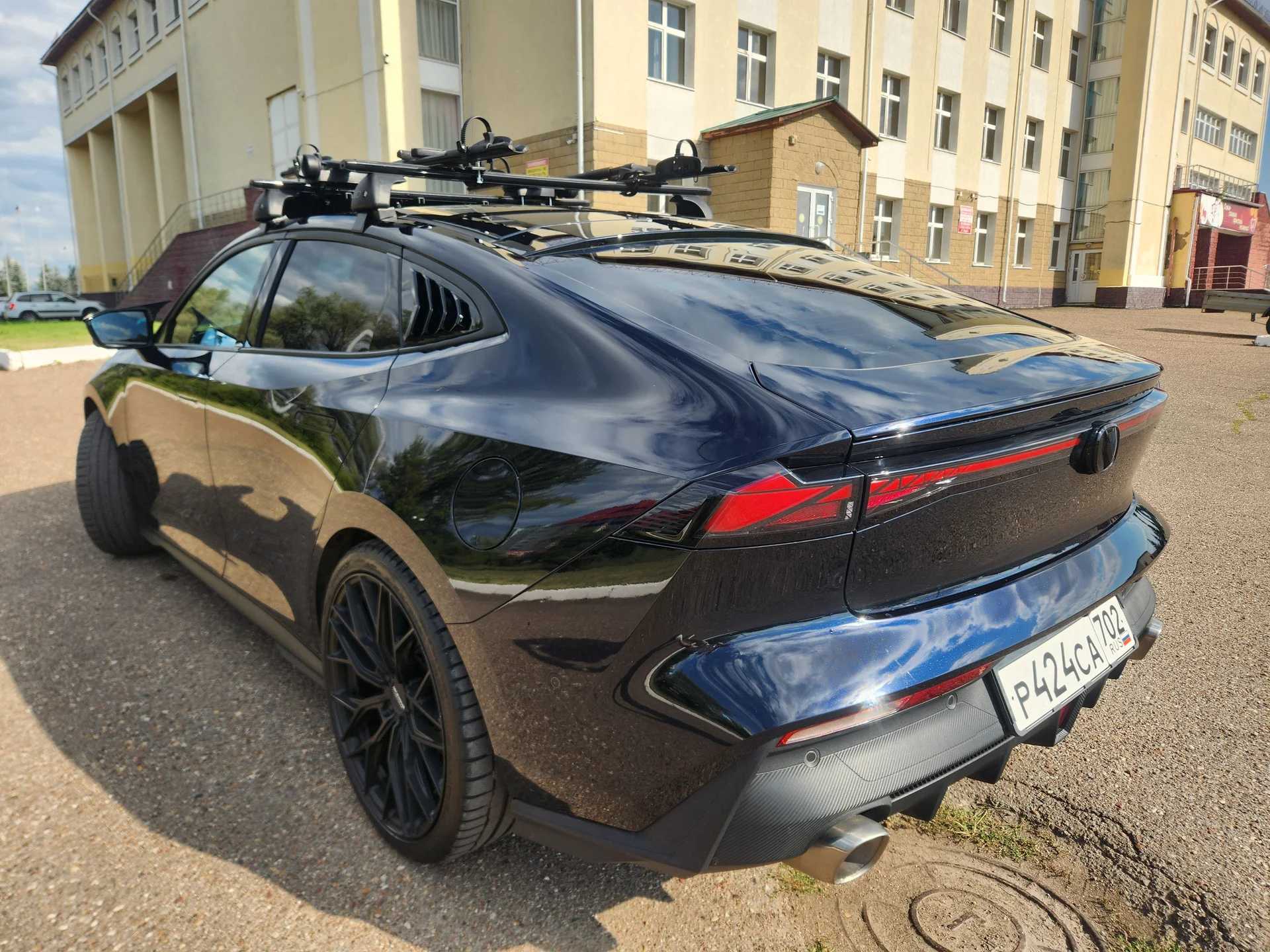 автомобиль changan uni-v - миниатюра 6