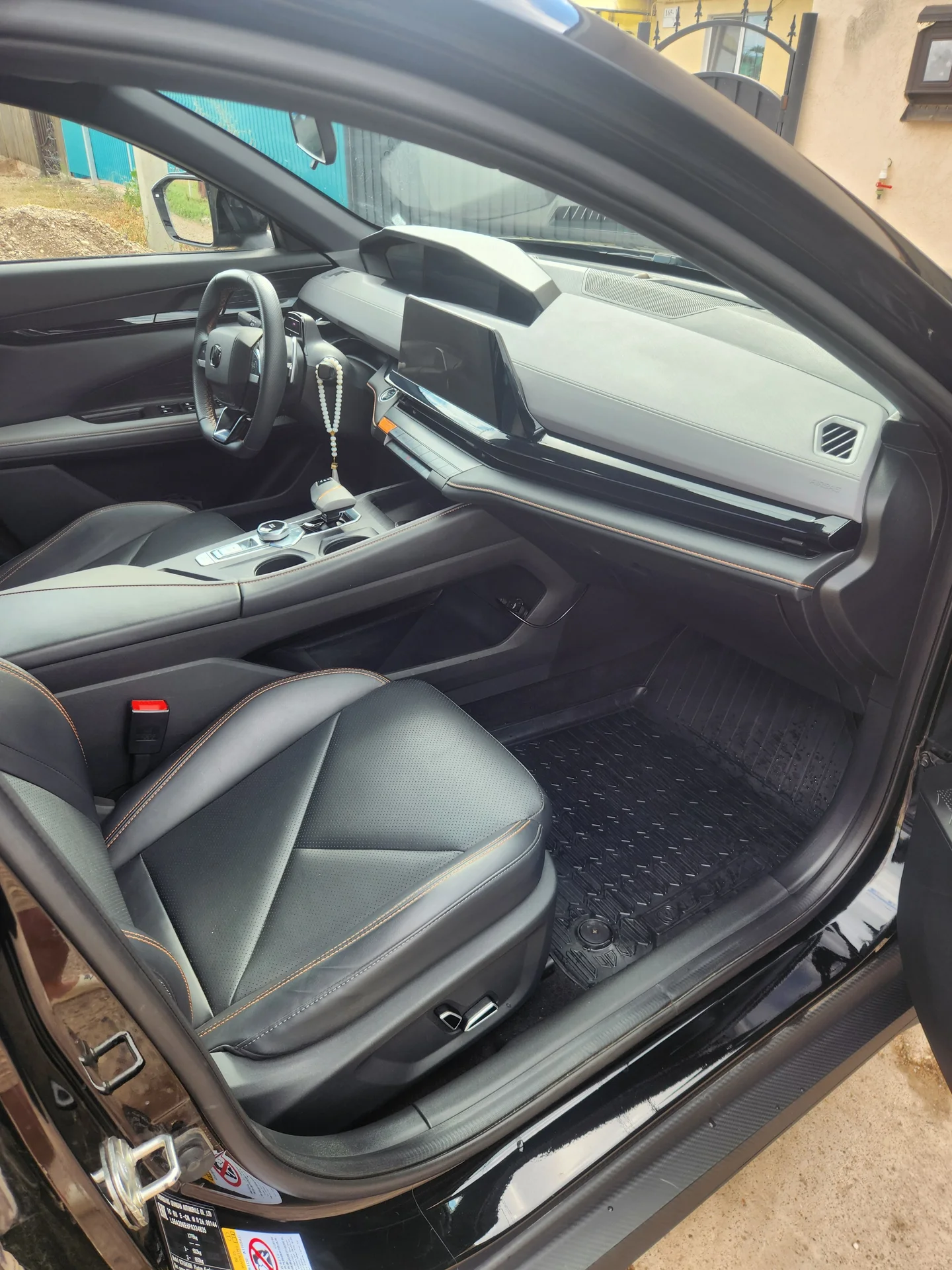 автомобиль changan uni-v - миниатюра 22