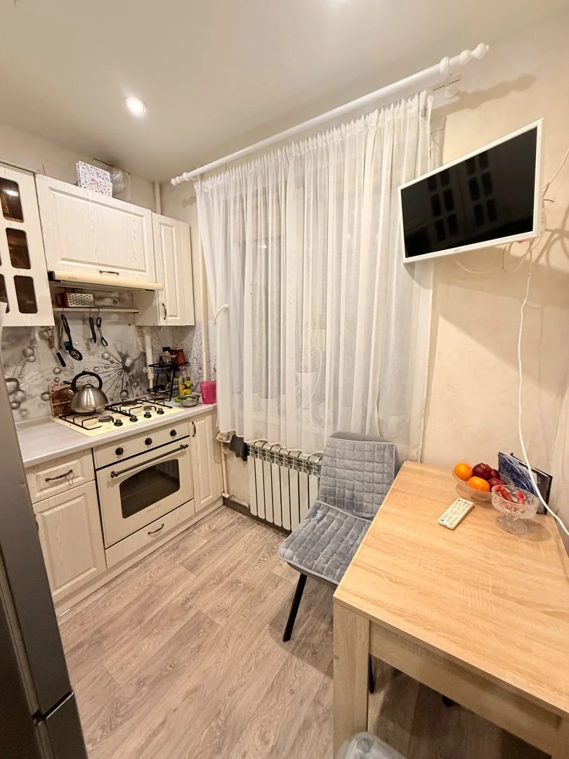 Продам 2 комнатную квартиру - миниатюра 16