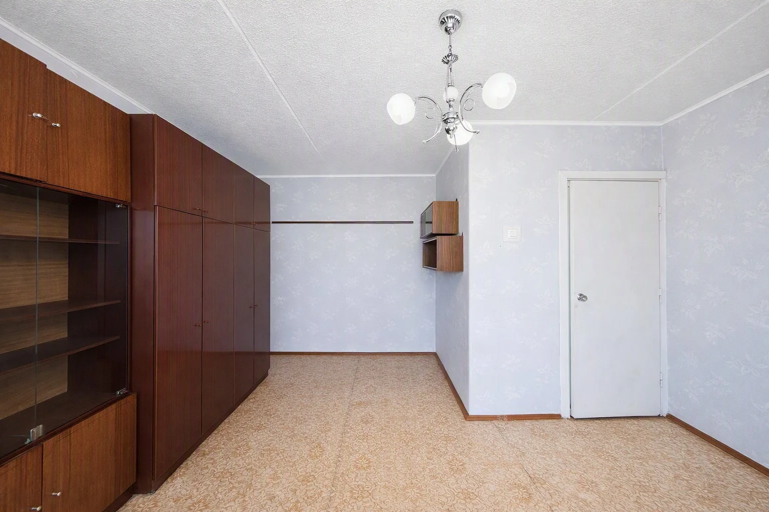 Продаю 1 комнатную квартиру - миниатюра 2