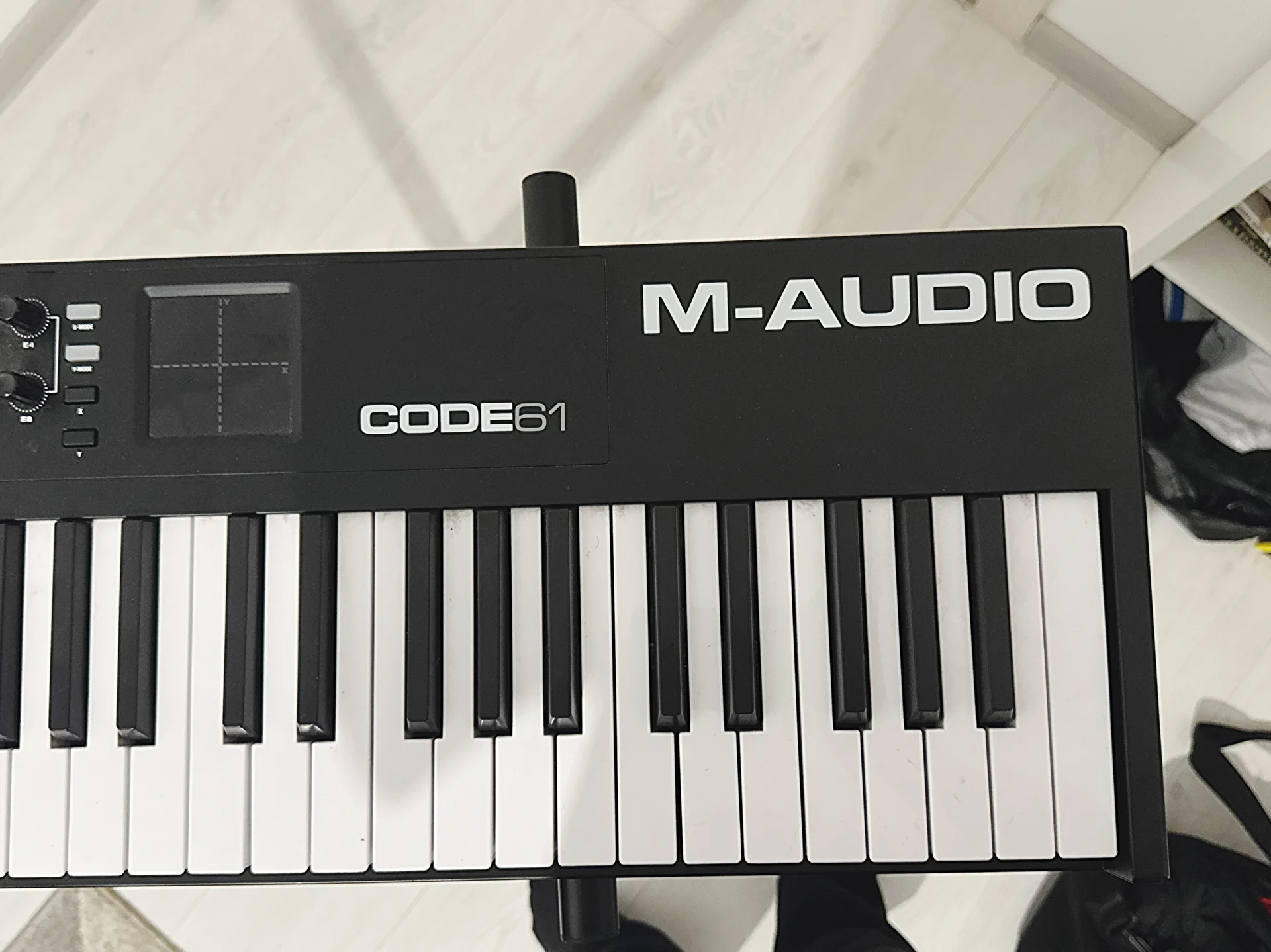 MIDI клавиатура M-AUDIO CODE 61 - изображение 1