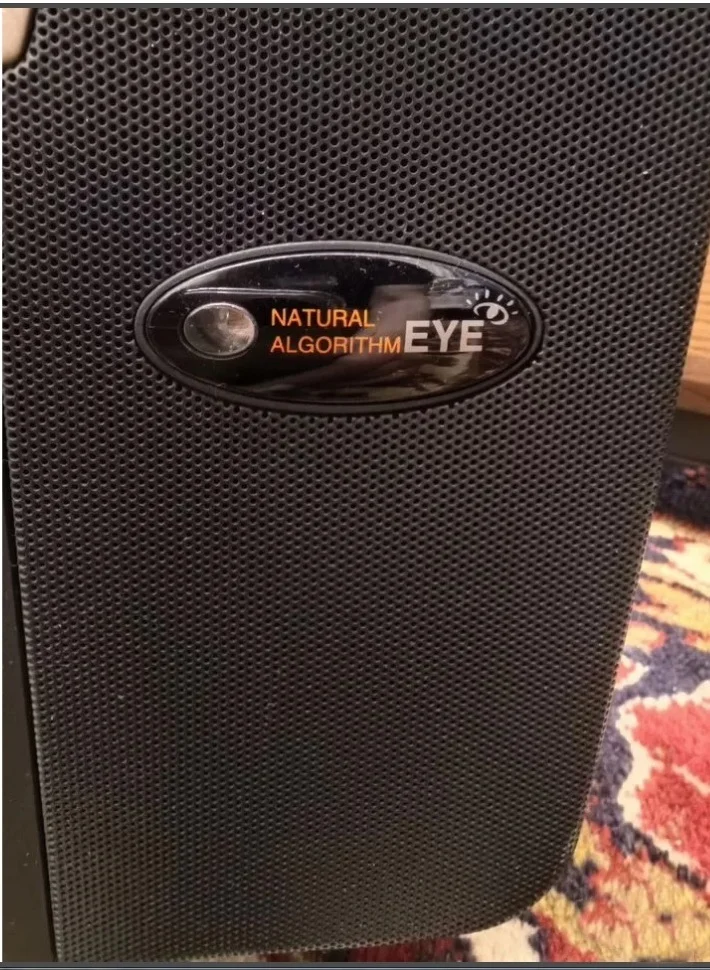 Телевизор LG Golden Eye Swing - миниатюра 5