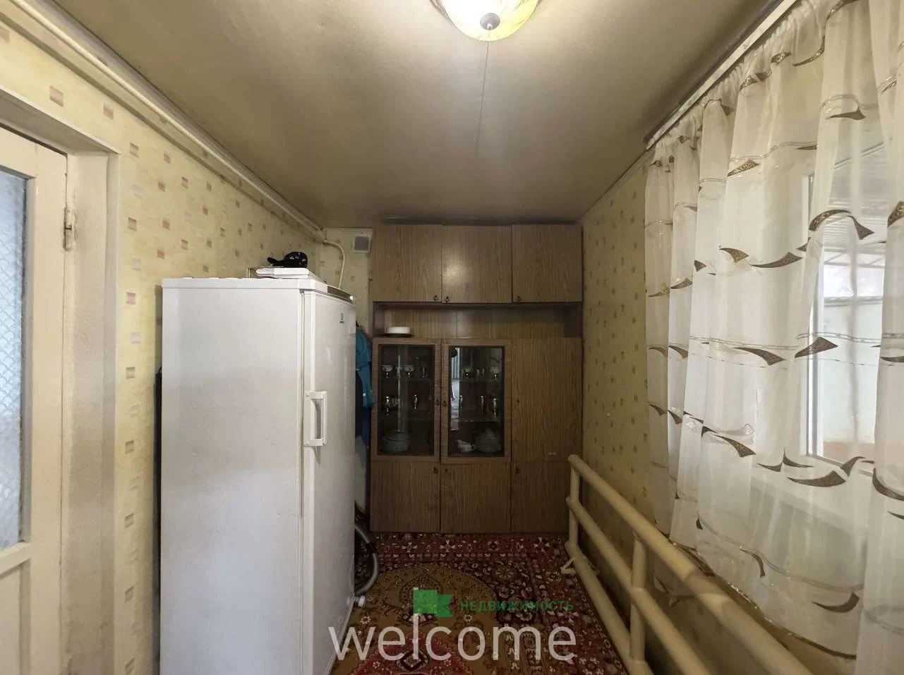 Продаётся дом, с большим участком и... - миниатюра 14