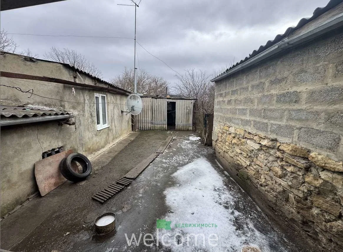Продаётся дом, с большим участком и... - миниатюра 31