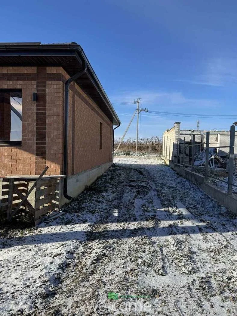 Продается уютный дом на земельном участке 6... - миниатюра 6