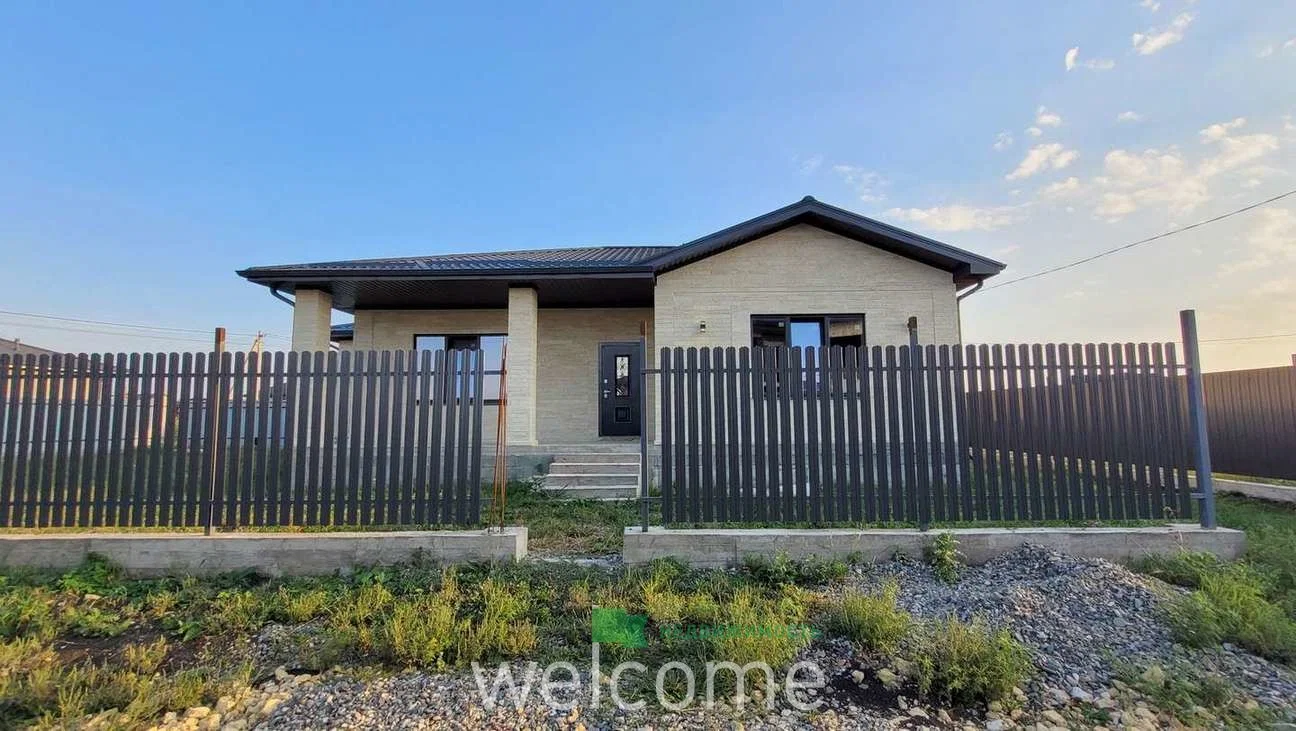 B продаже дом 110 м.кв с двумя террасами 10+15... - миниатюра 3
