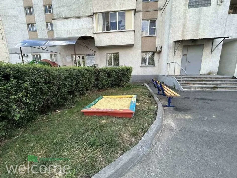 Продаю 3-комнатную квартиру улучшенной планировки... - миниатюра 3