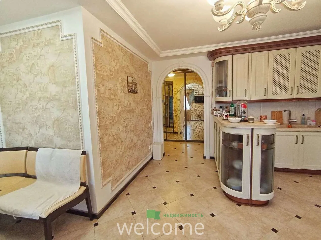 Продам трёхкомнатную квартиру 119,8 кв.м в Центре... - миниатюра 11