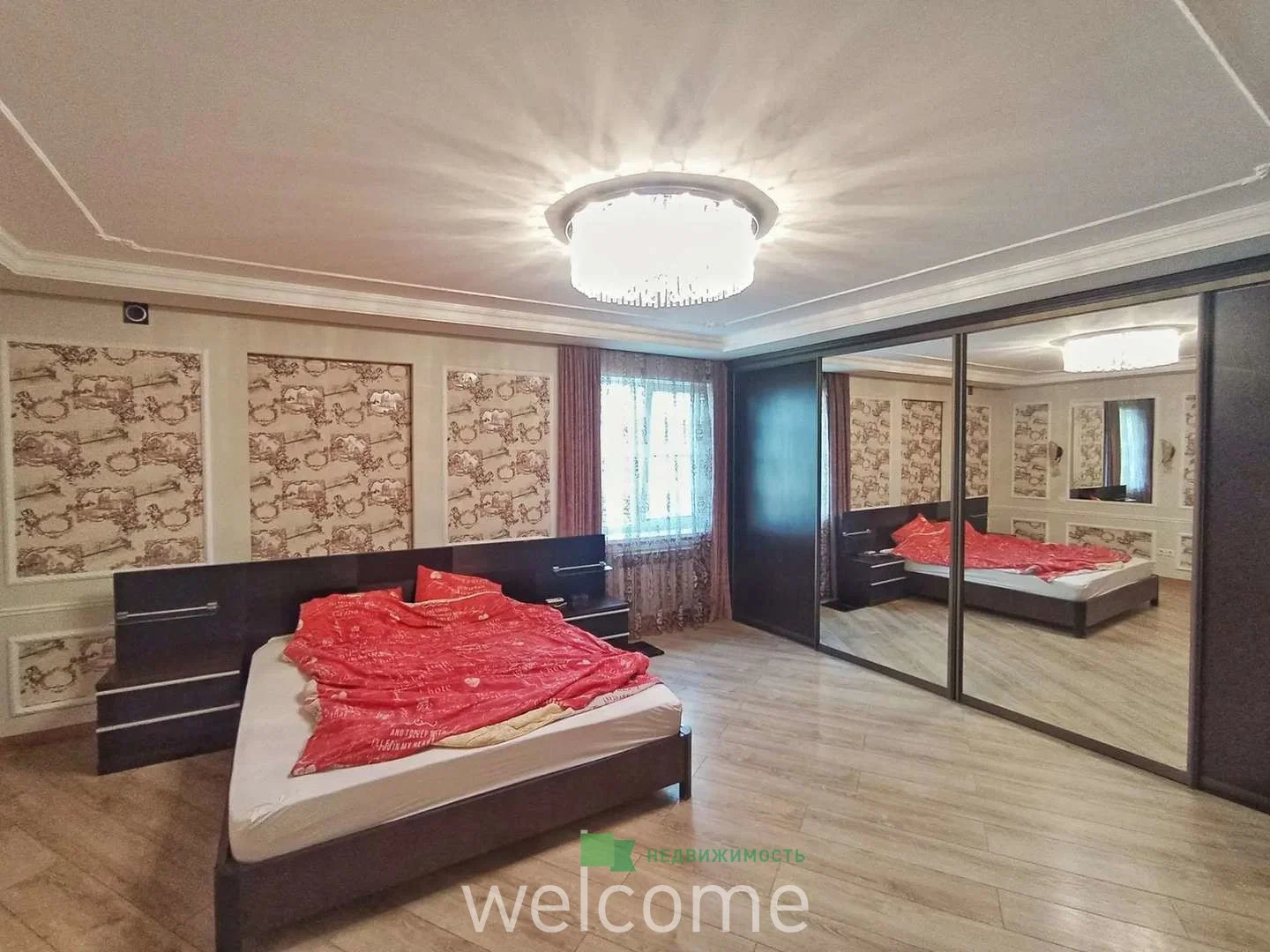 Продам трёхкомнатную квартиру 119,8 кв.м в Центре... - миниатюра 15