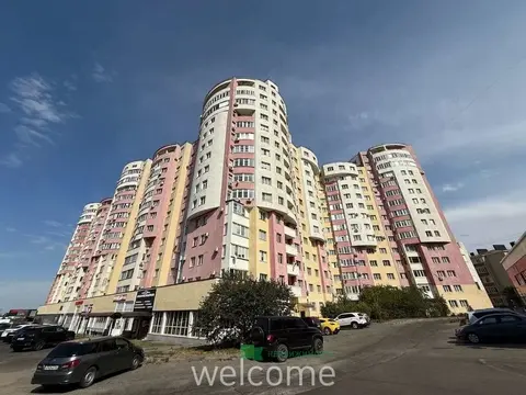 Продается коммерческое помещение 353,4 кв.м. в...