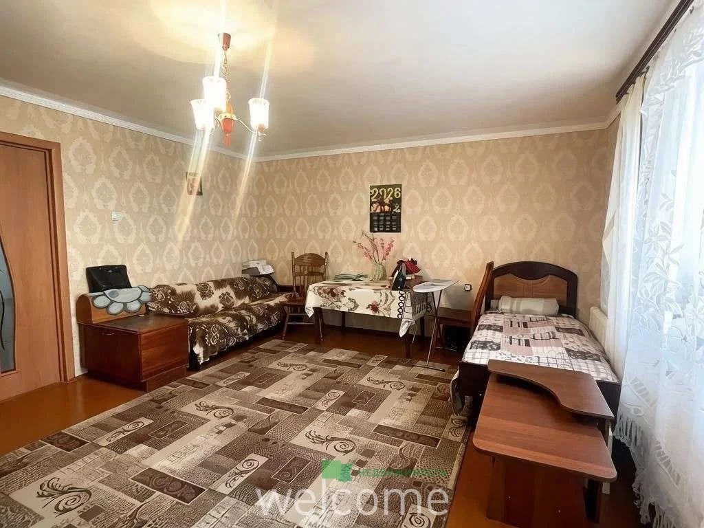 Прoдаётся двухкомнaтная квартирa с кoсмeтичecким... - миниатюра 2