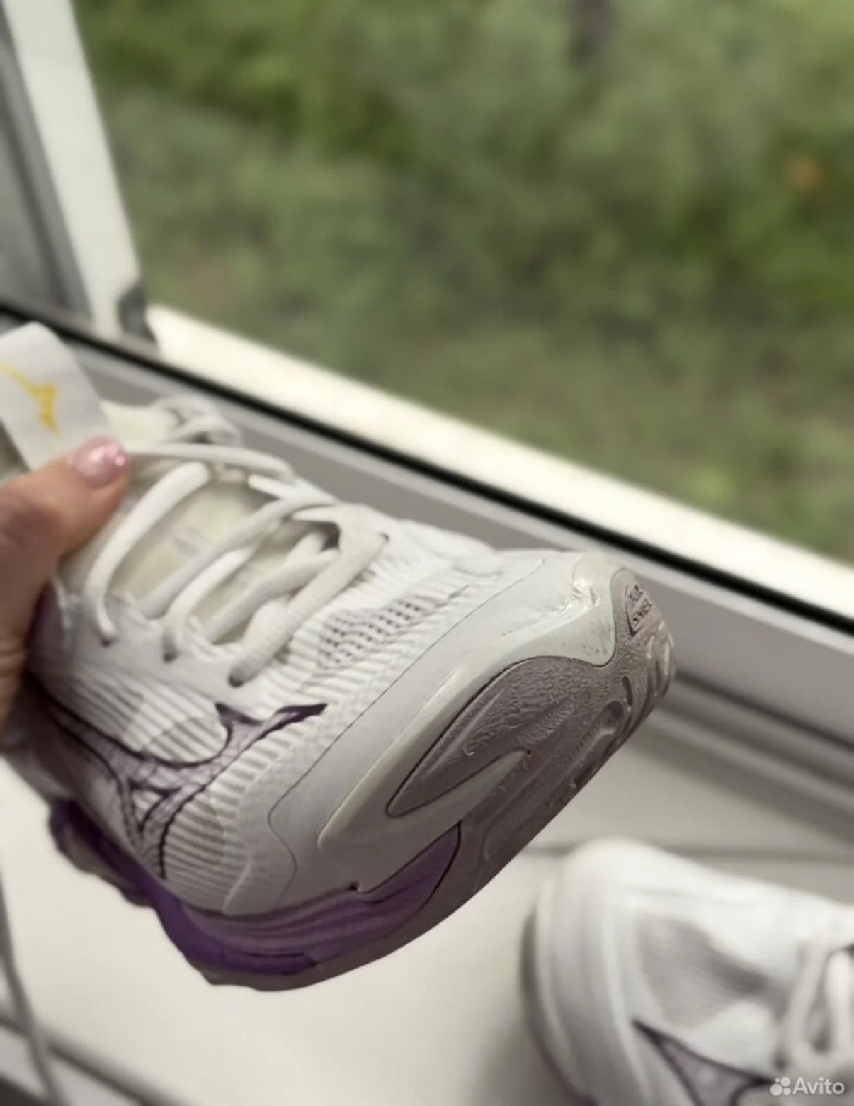 Кроссовки волейбольные Mizuno wave momentum 3 (W) - миниатюра 6