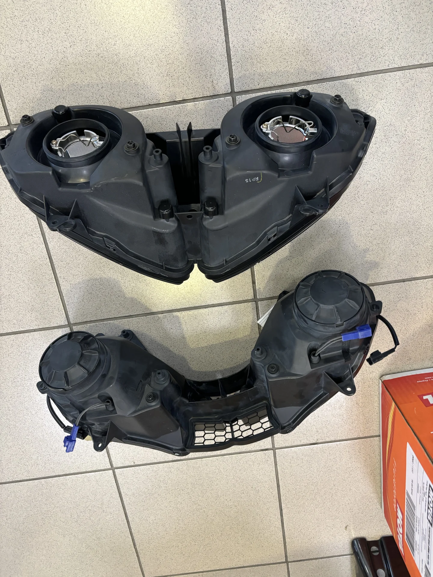 фара новая yamaha R1 (02-03) R6 (03-06) - миниатюра 2