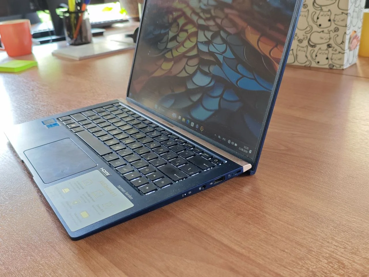Asus zenbook / i5-8265U/8G/FHD IPS - миниатюра 2