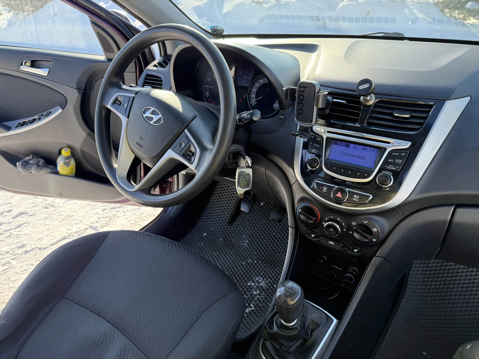 Hyundai Solaris 2013 1.4 МТ - миниатюра 8