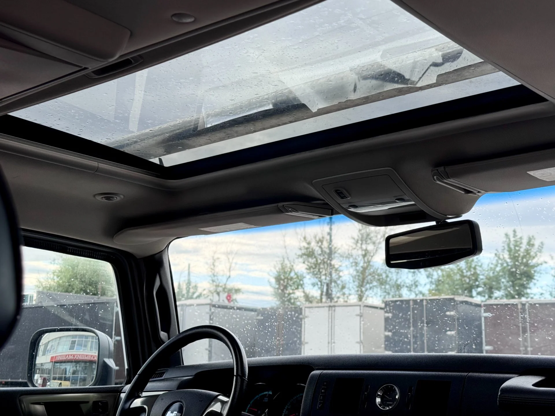 Hummer H2 2008 - миниатюра 25
