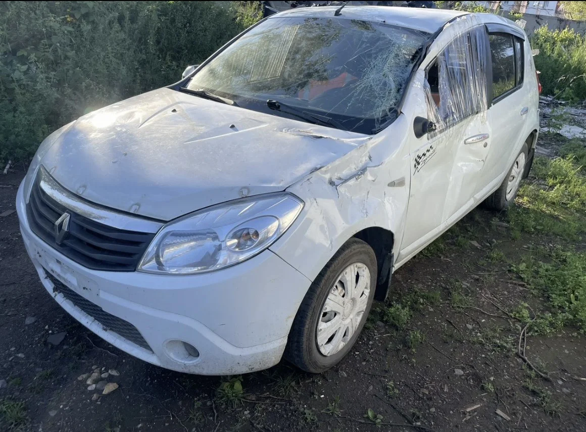 В разборе Renault Sandero 2013 г.в. - изображение 1