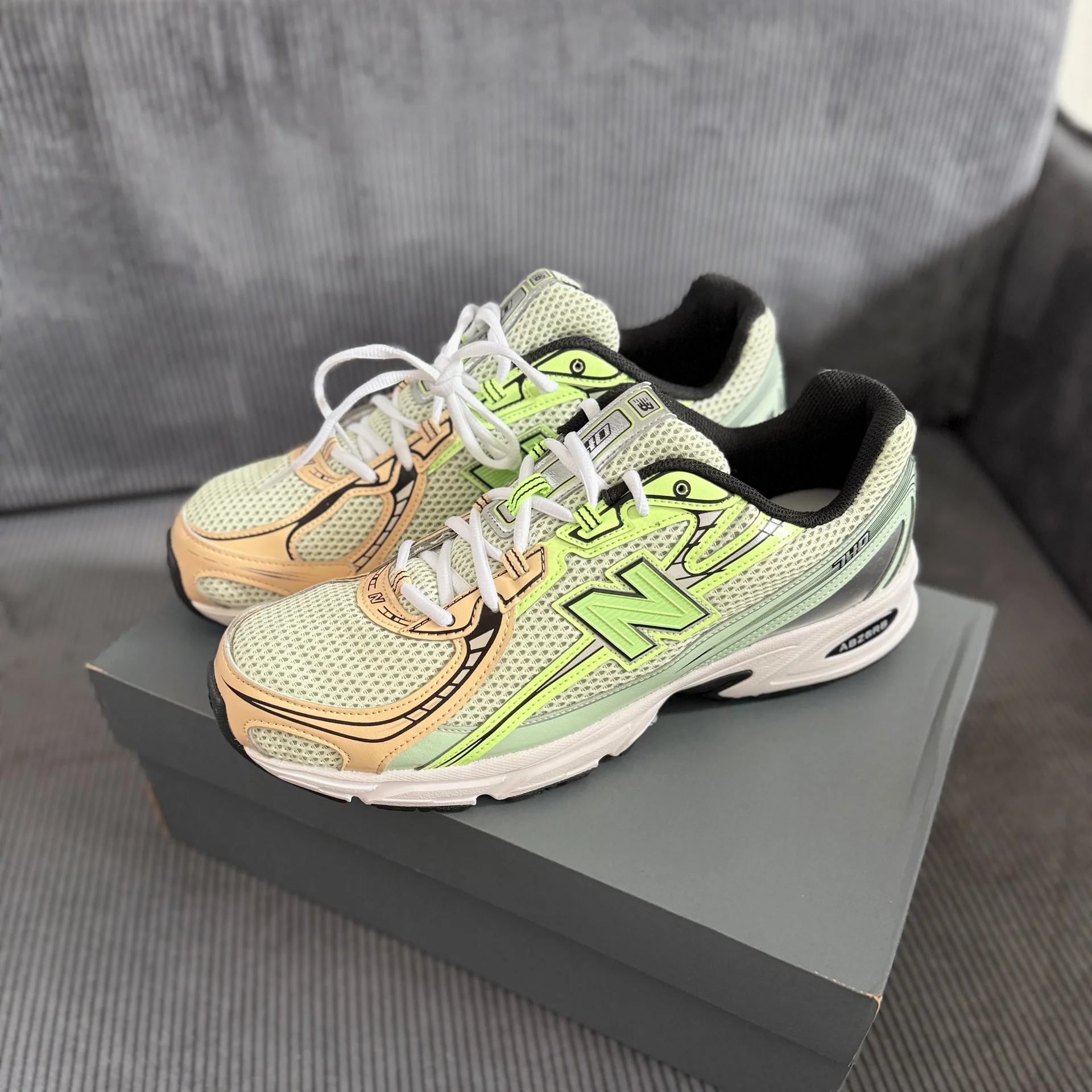 New Balance 740 - миниатюра 2