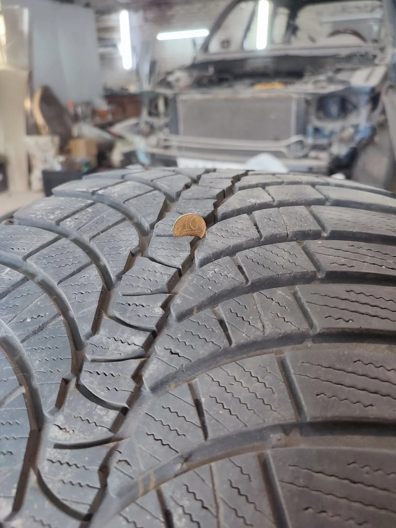 Kumho WinterCraft WP71 245/40 R19 и 275/35 R19 - миниатюра 4