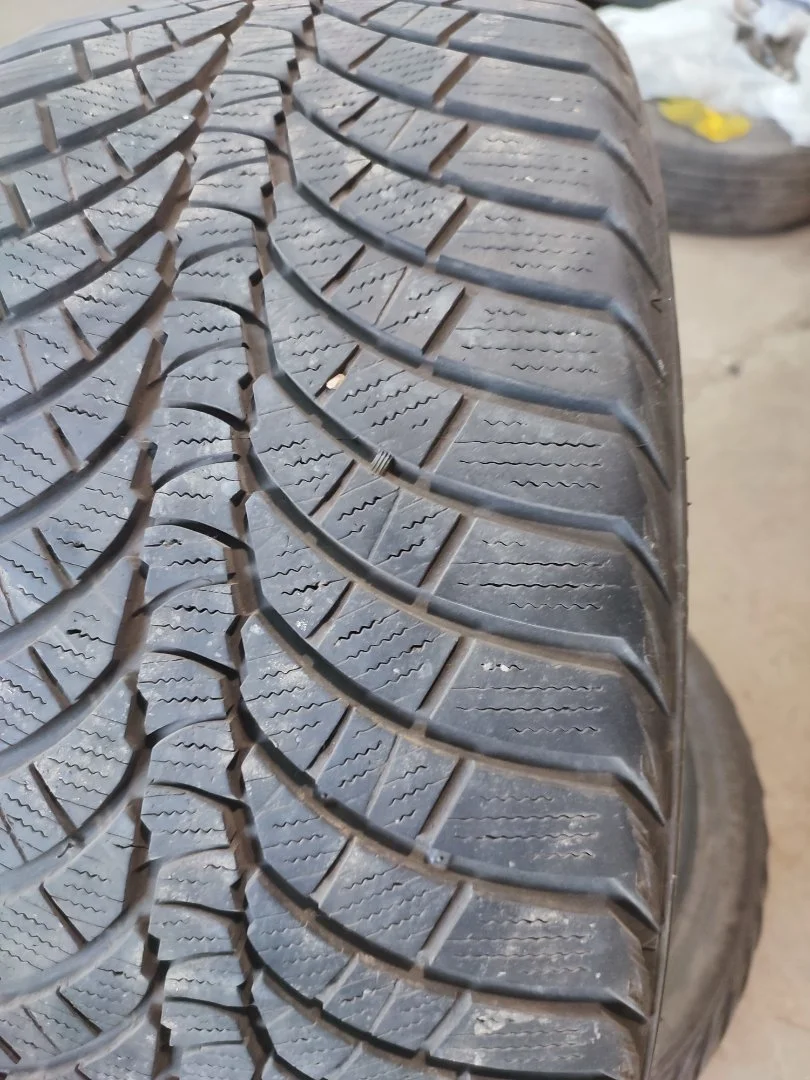 Kumho WinterCraft WP71 245/40 R19 и 275/35 R19 - миниатюра 8