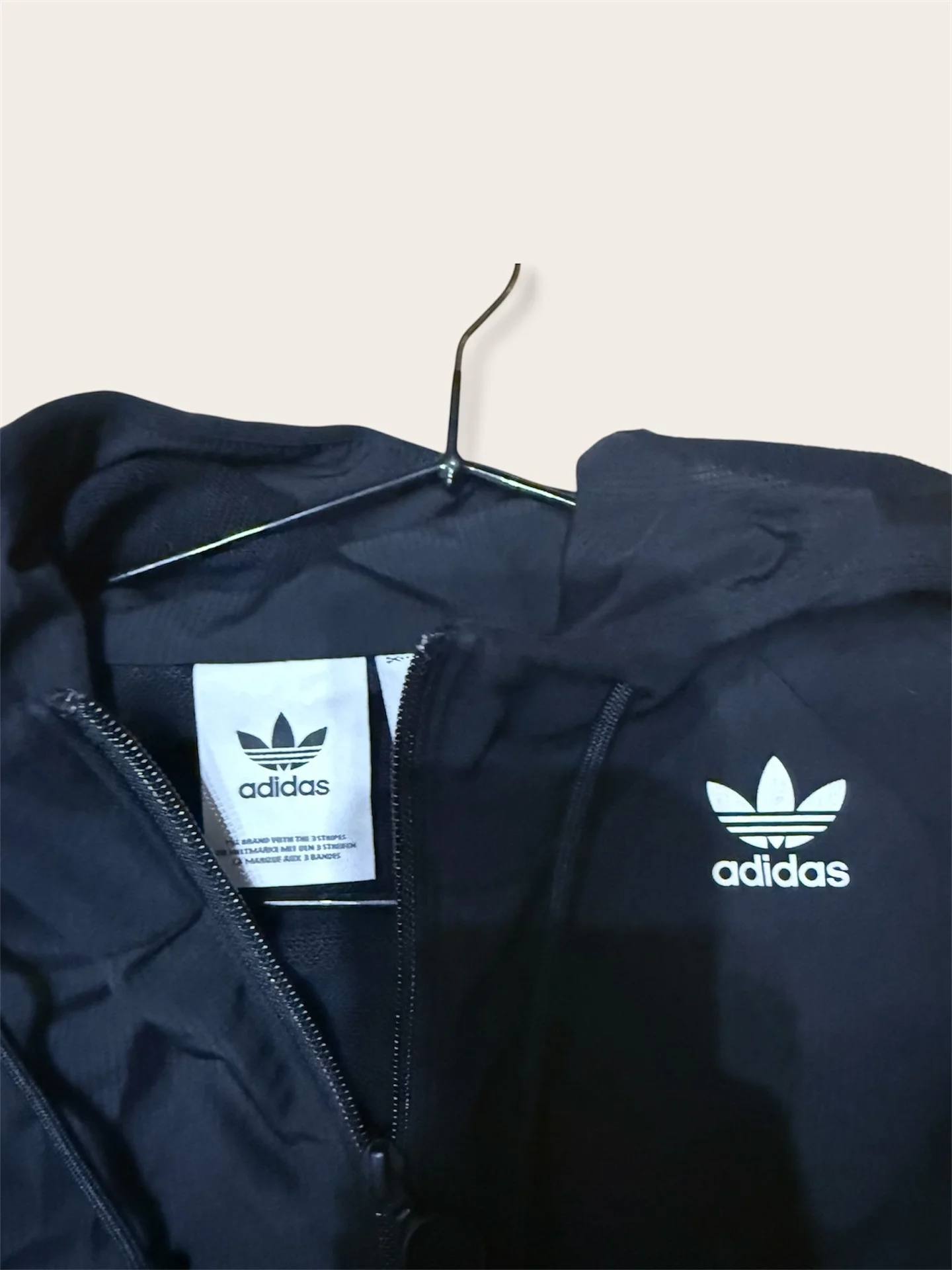 Спортивная кофта/ветровка Adidas - миниатюра 3