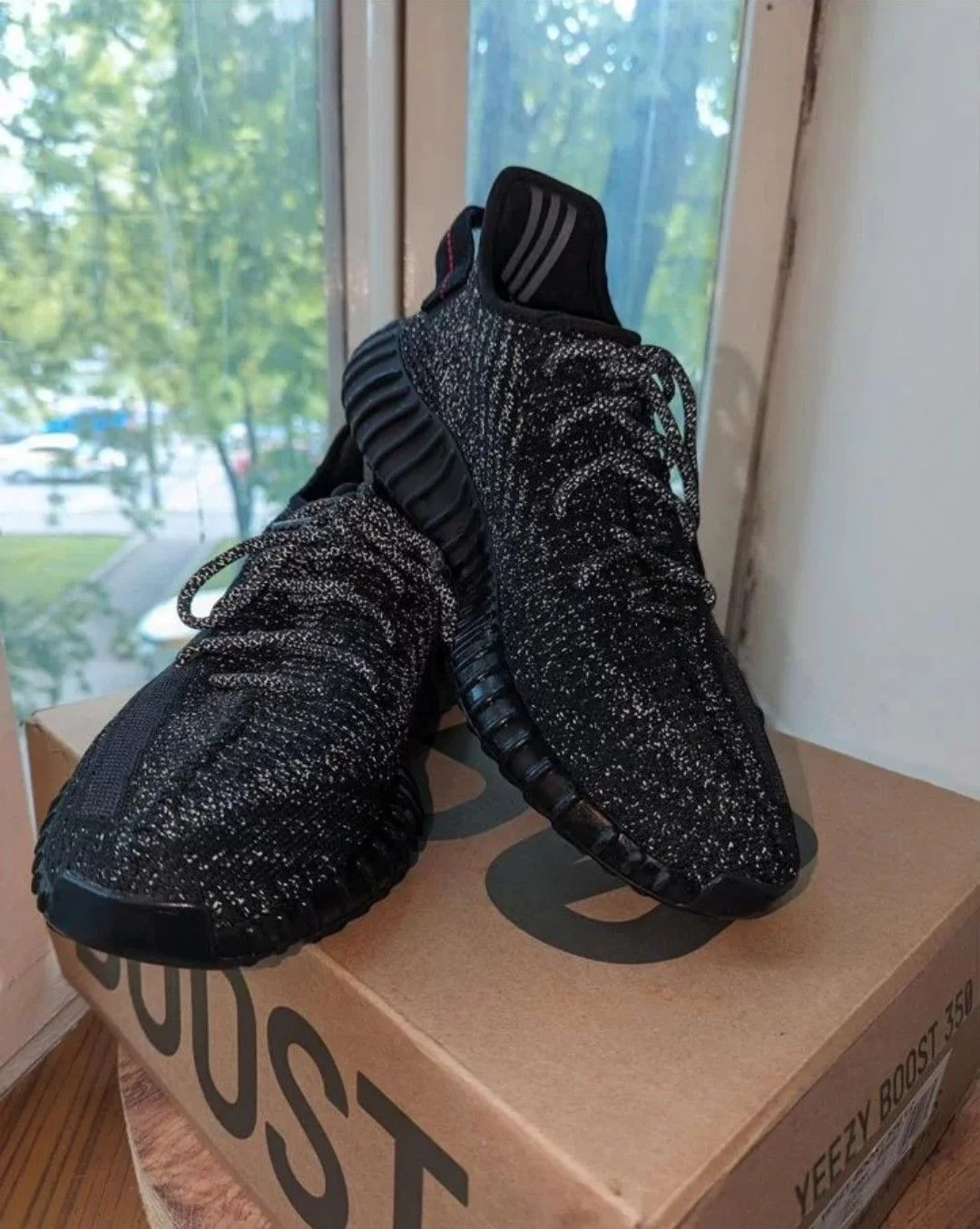 Adidas Yeezy Boost 350 v2 (Reflective) оригинал - миниатюра 3