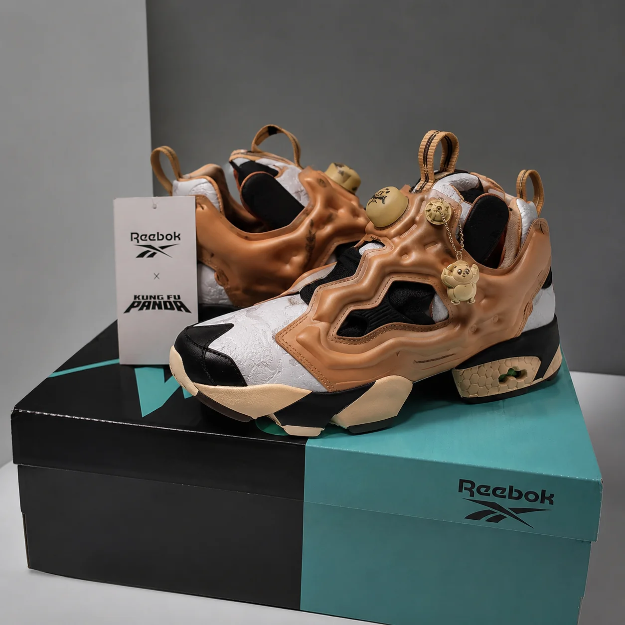 Кроссовки Reebok x Kung Fu Panda - миниатюра 4
