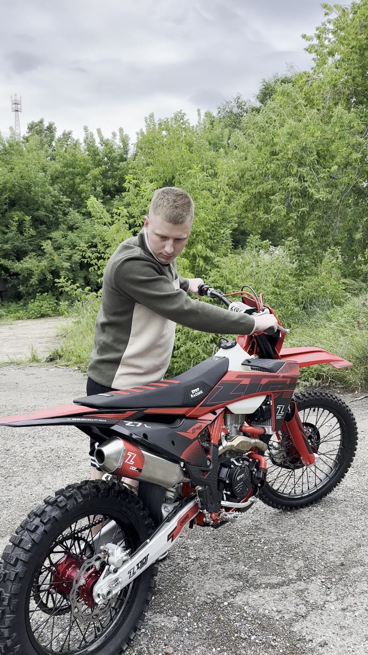 Мотоцикл ZTOT Z7L YBS300PRO - видео 17
