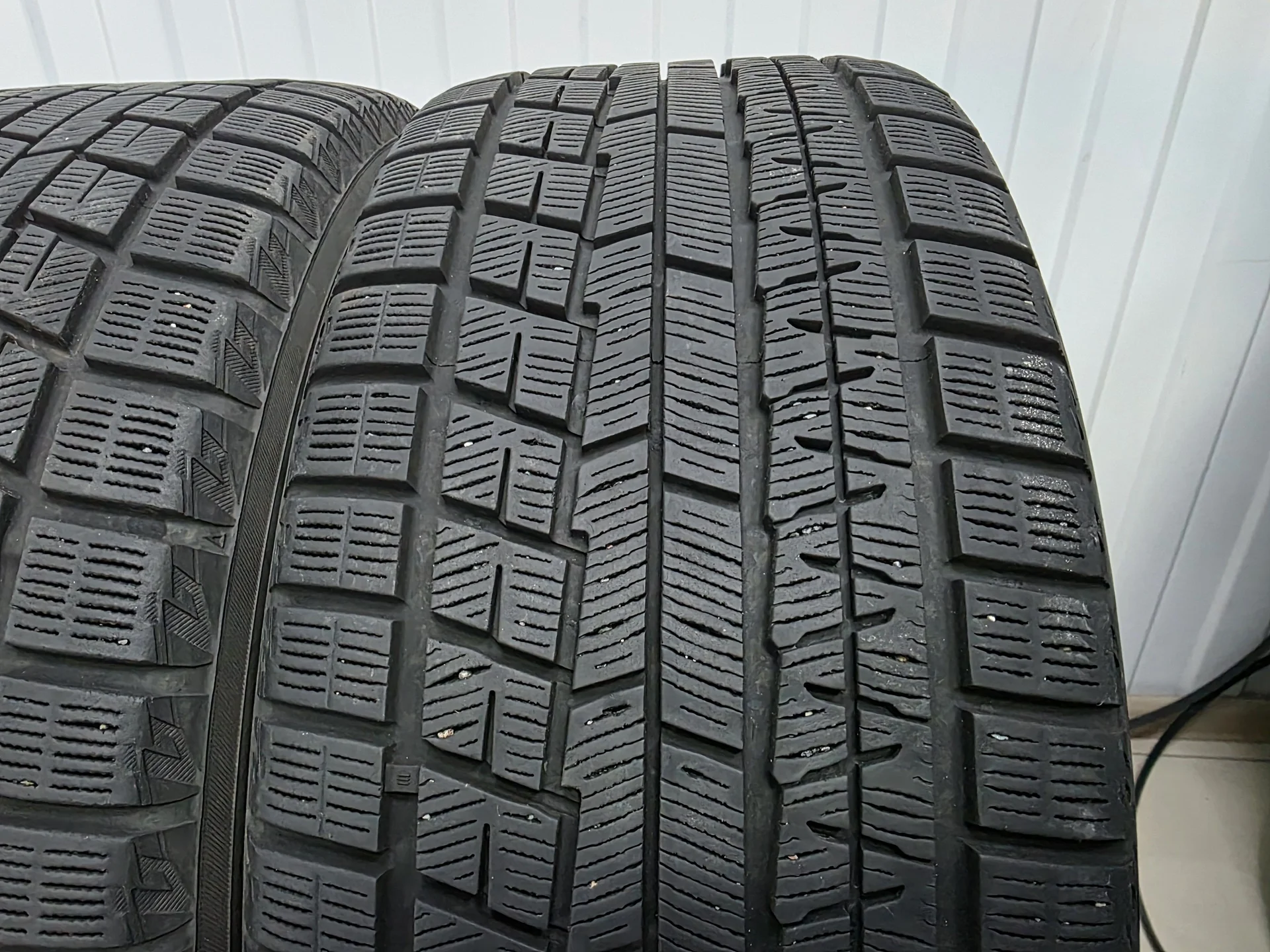 Шины 245/45R19 Yokohama - миниатюра 2
