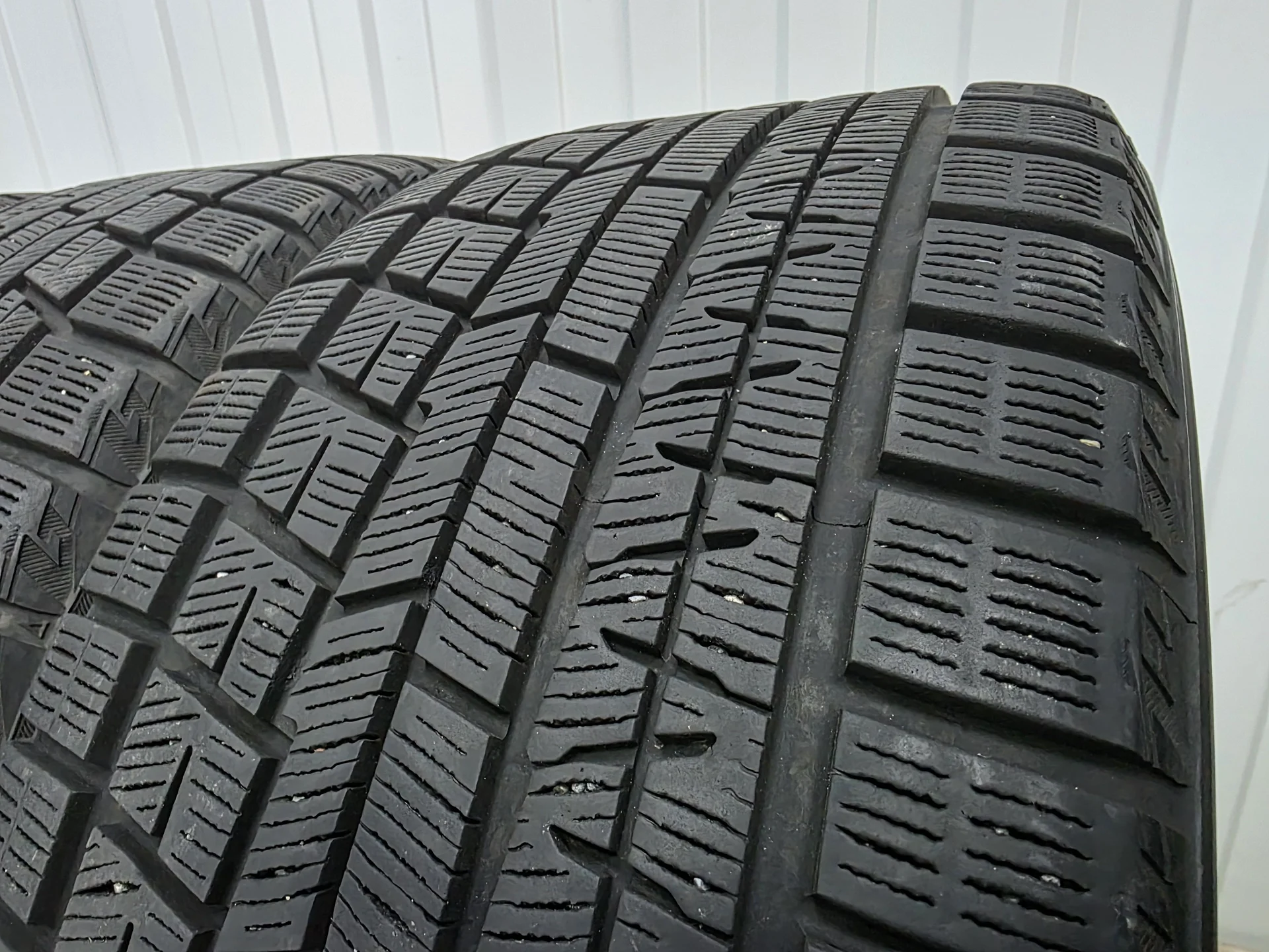 Шины 245/45R19 Yokohama - миниатюра 10