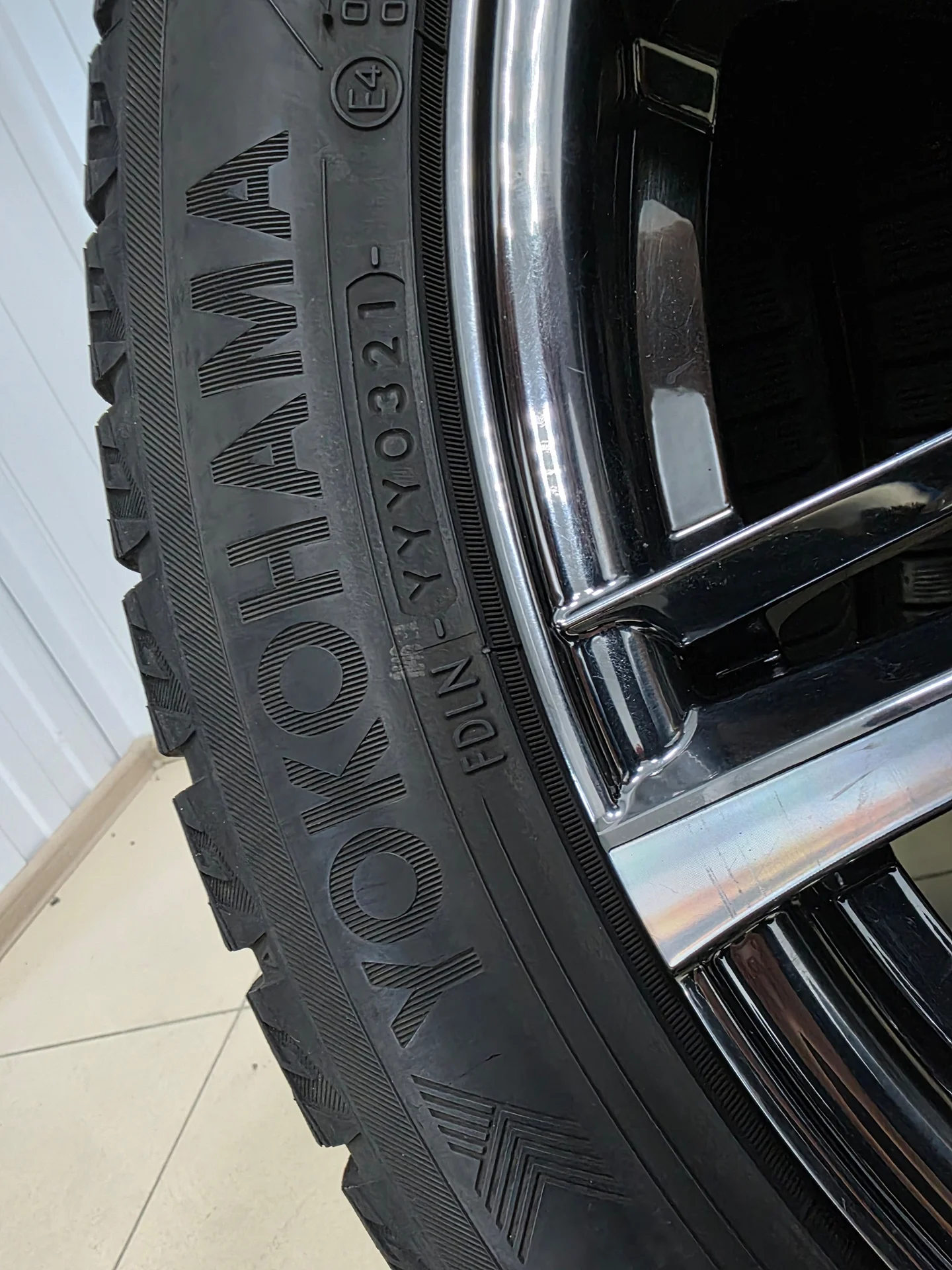 Шины 245/45R19 Yokohama - миниатюра 16