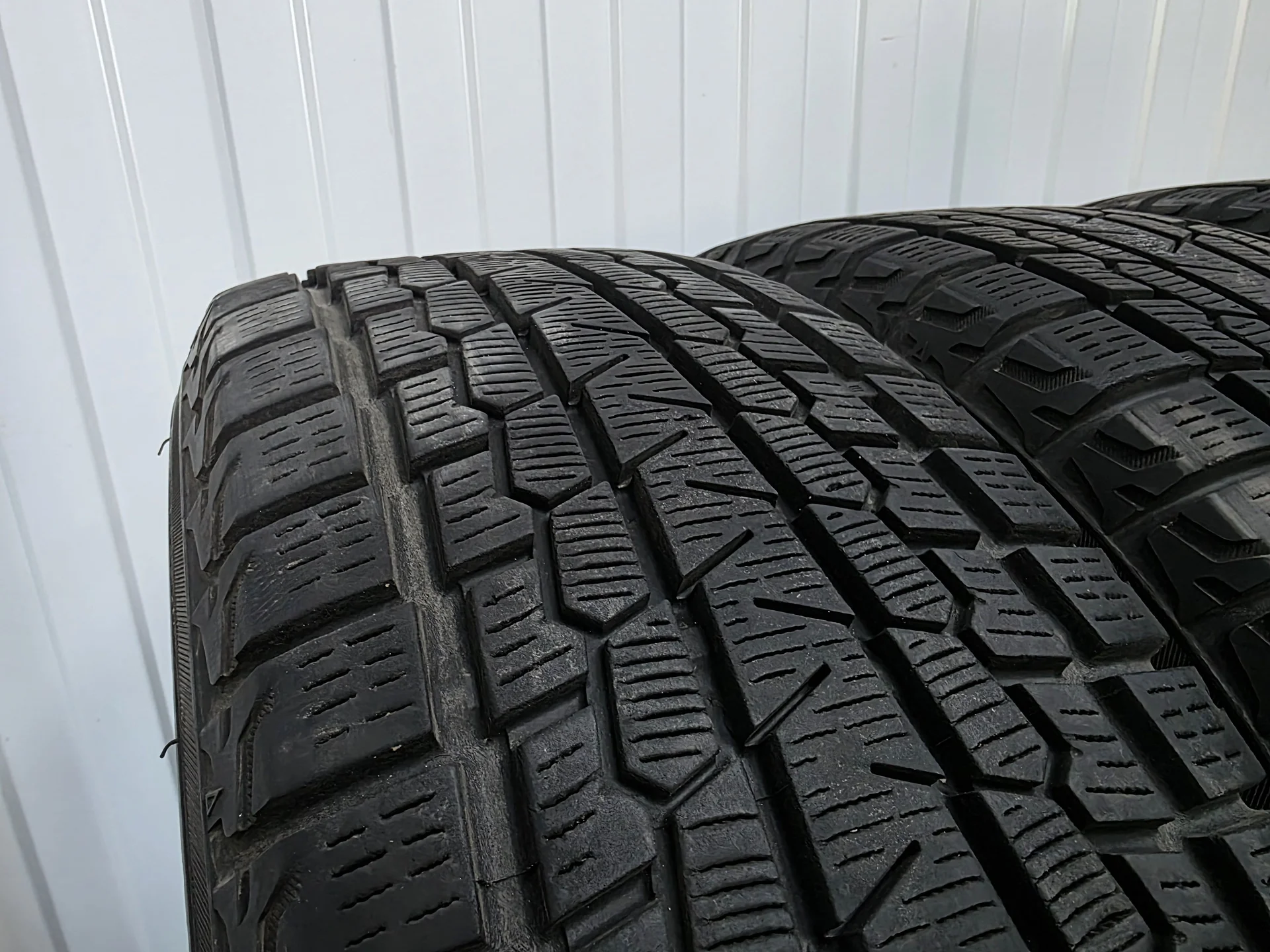 Шины 225/60R17 Yokohama - миниатюра 6