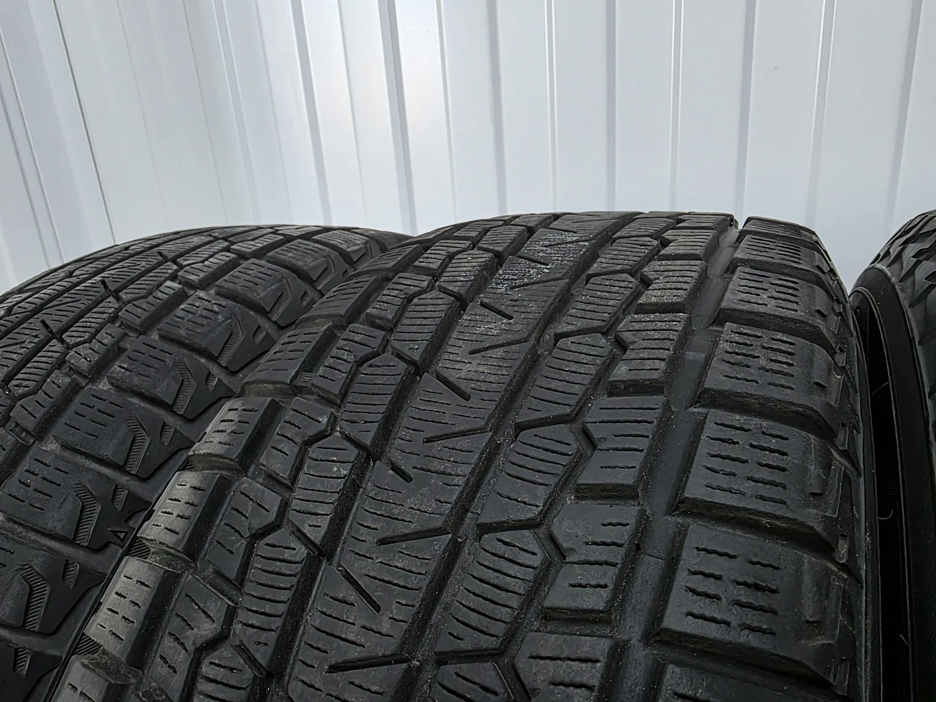 Шины 225/60R17 Yokohama - миниатюра 12