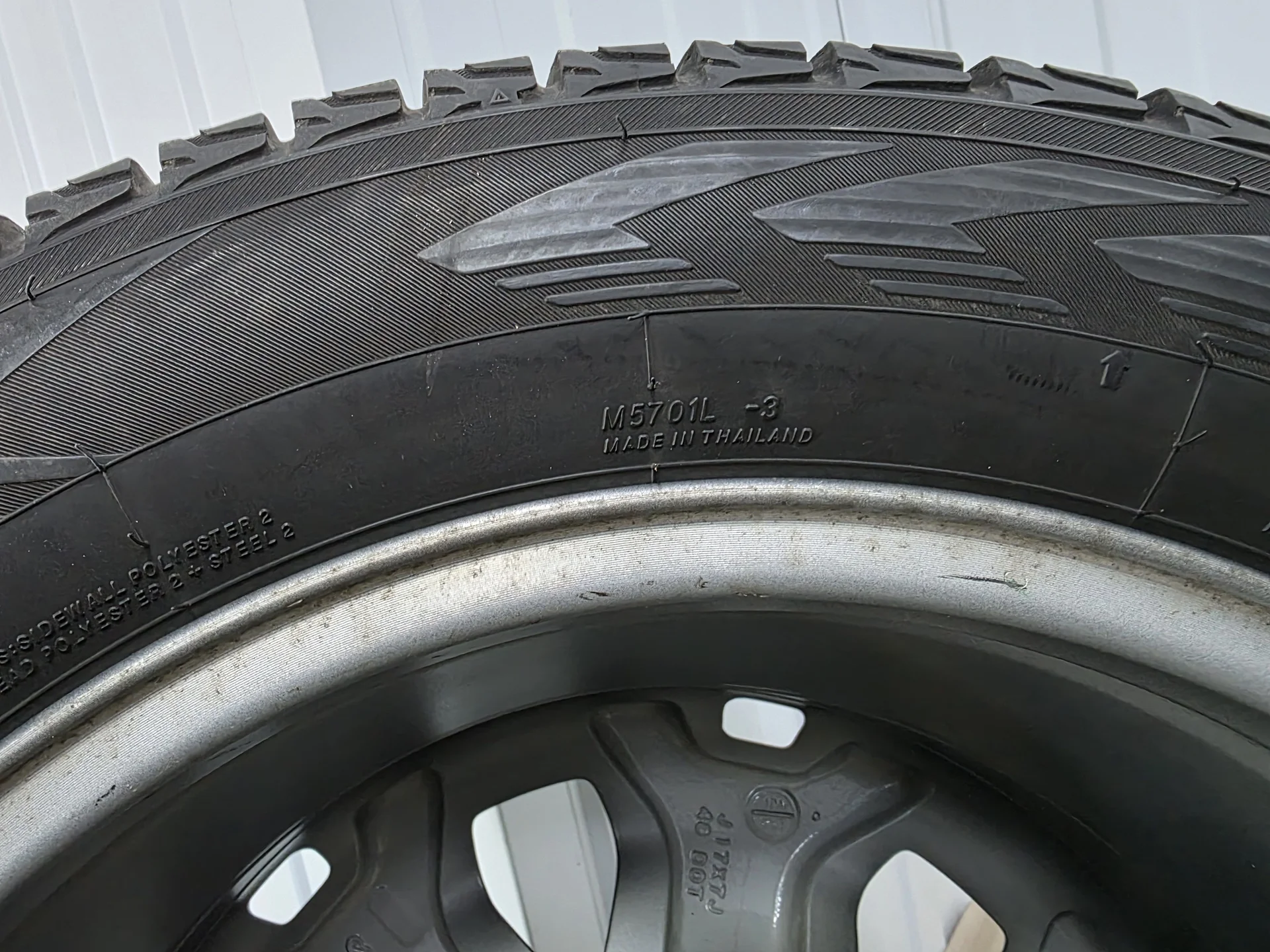 Шины 225/60R17 Yokohama - миниатюра 15