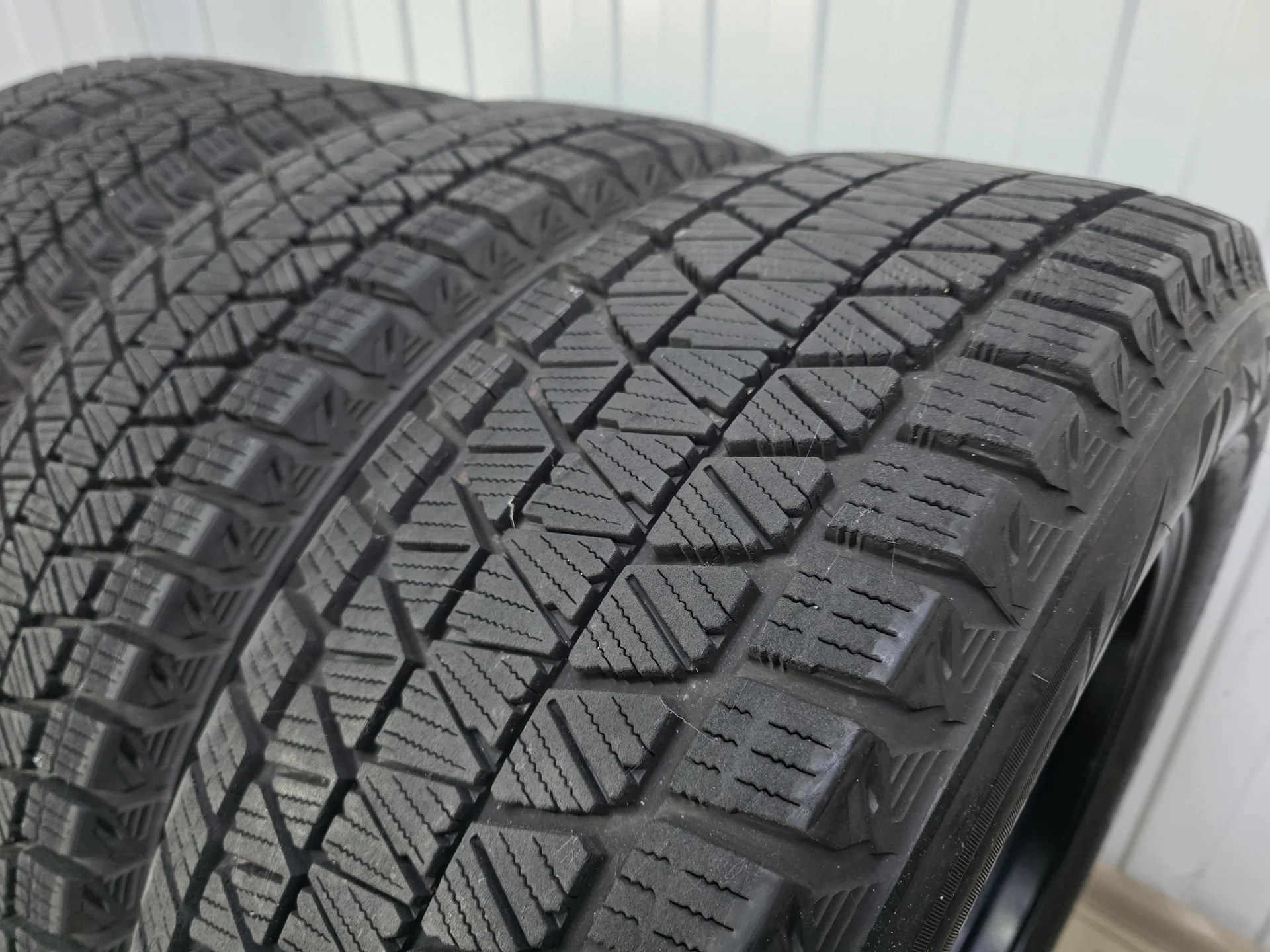 Шины 225/65R17 Bridgestone DM-V3 - миниатюра 10