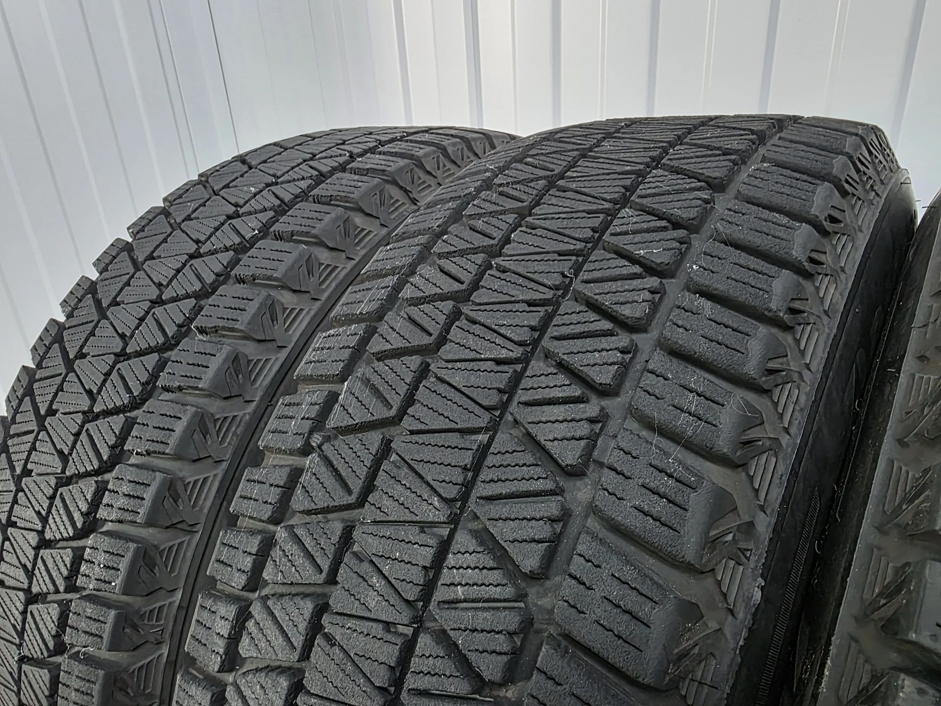 Шины 225/65R17 Bridgestone DM-V3 - миниатюра 12
