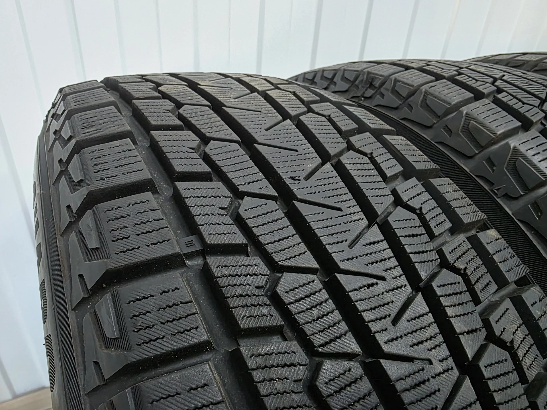 225/60R18 Yokohama - миниатюра 6