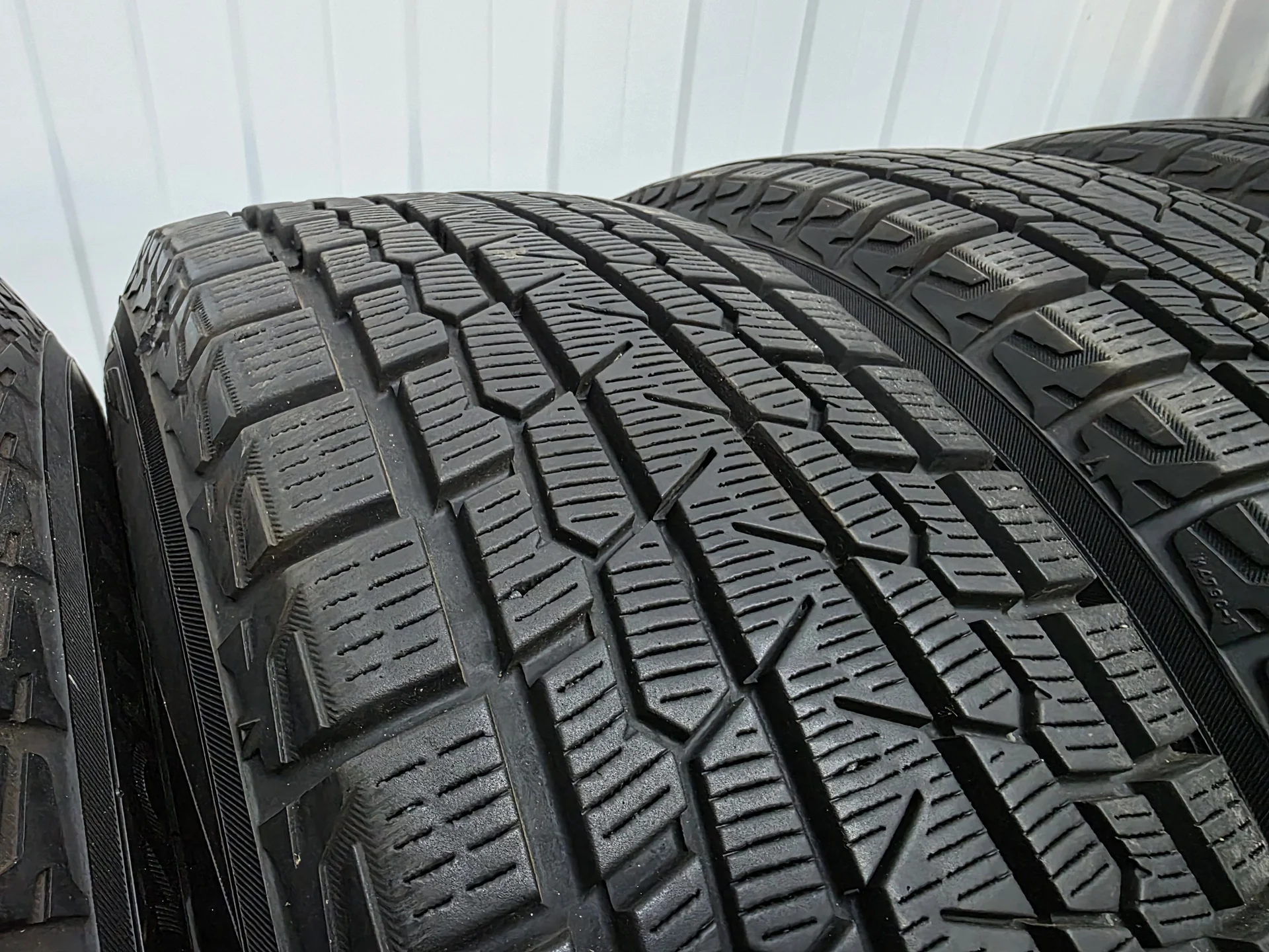 225/60R18 Yokohama - миниатюра 7