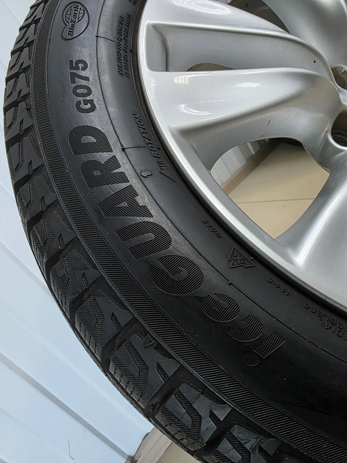 225/60R18 Yokohama - миниатюра 16