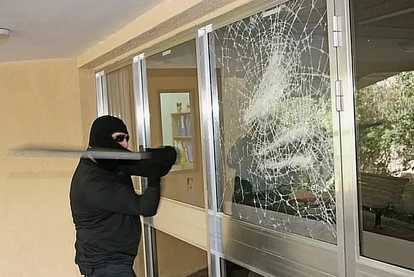 бронирование окон - миниатюра 3