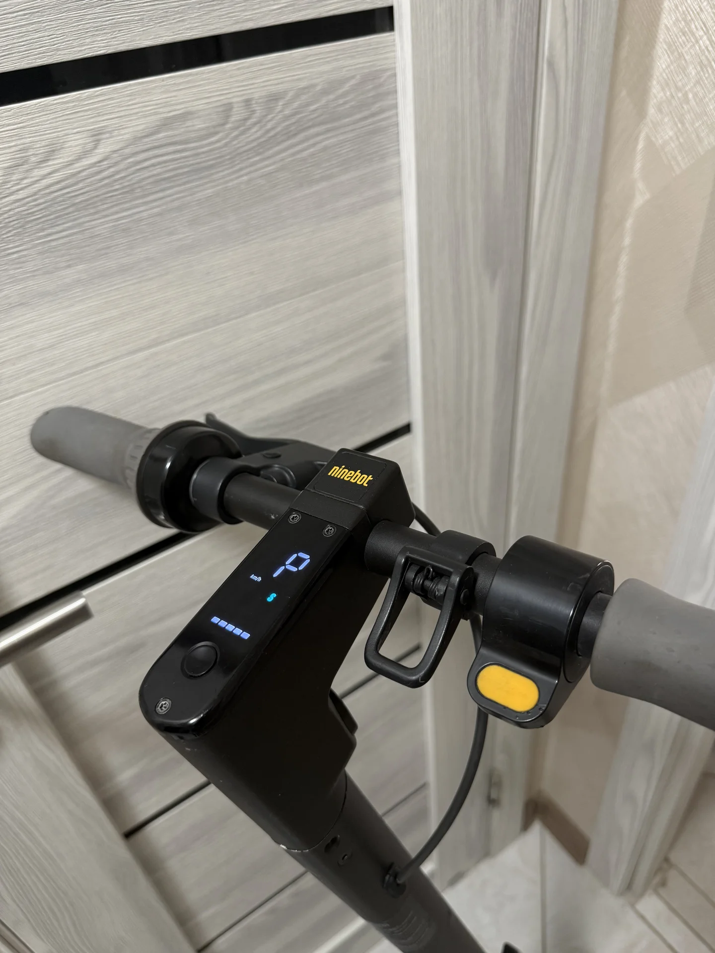 Электросамокат ninebot g30p - миниатюра 5