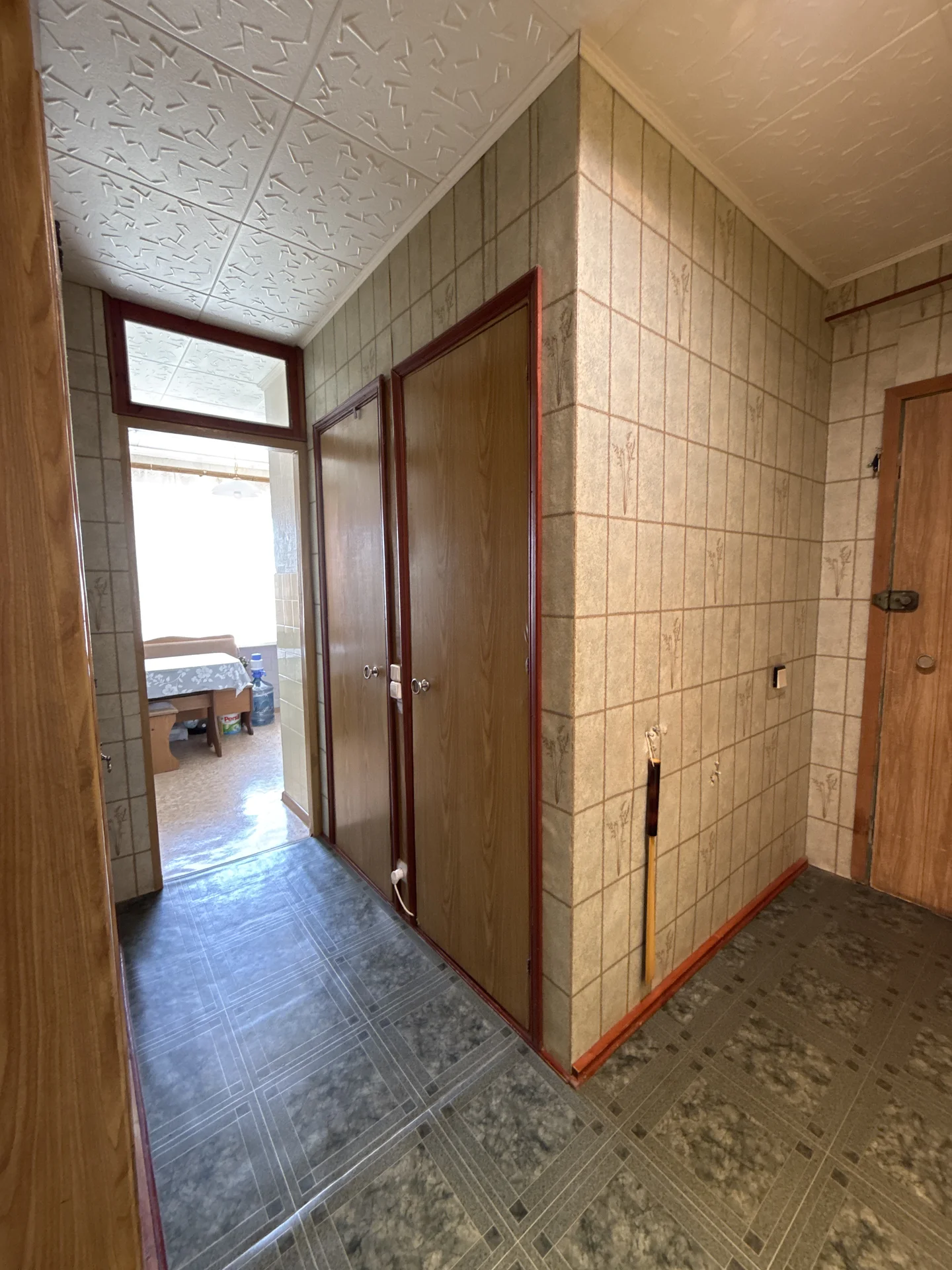 Продажа 2 комнатной квартиры - миниатюра 12