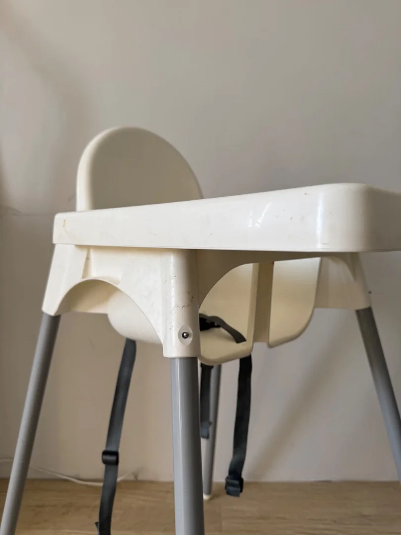 Детский стульчик IKEA белый со столешницей. Икея стул - миниатюра 3