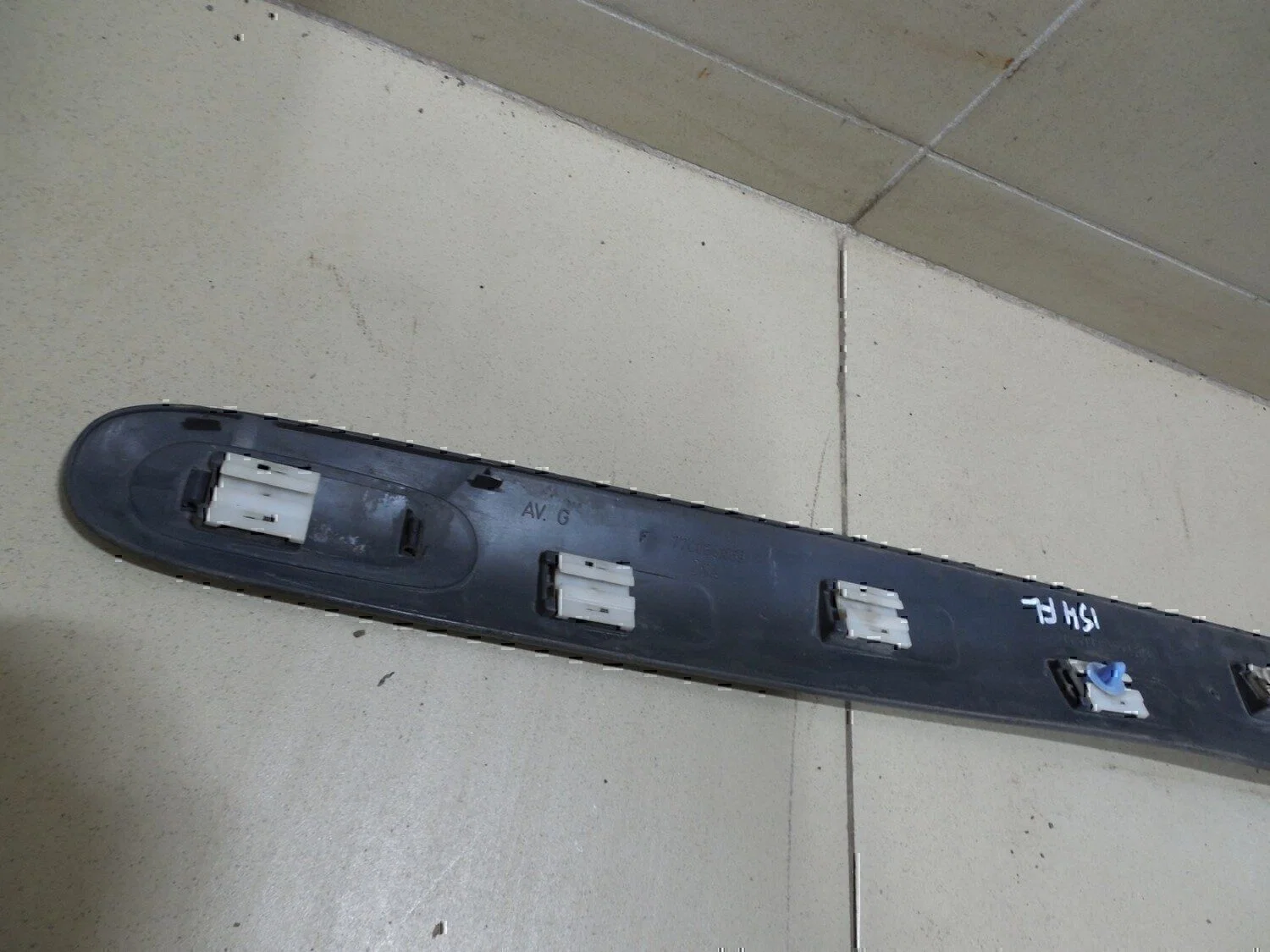 Молдинг передней левой двери RENAULT Scenic 1996-1999 - миниатюра 6