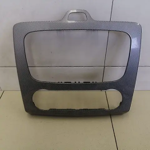 Рамка магнитолы FORD Focus II 2008-2011