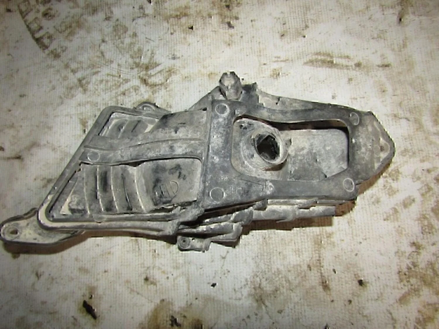 Фара противотуманная левая Hyundai-KIA Elantra 2006-2011 - миниатюра 2