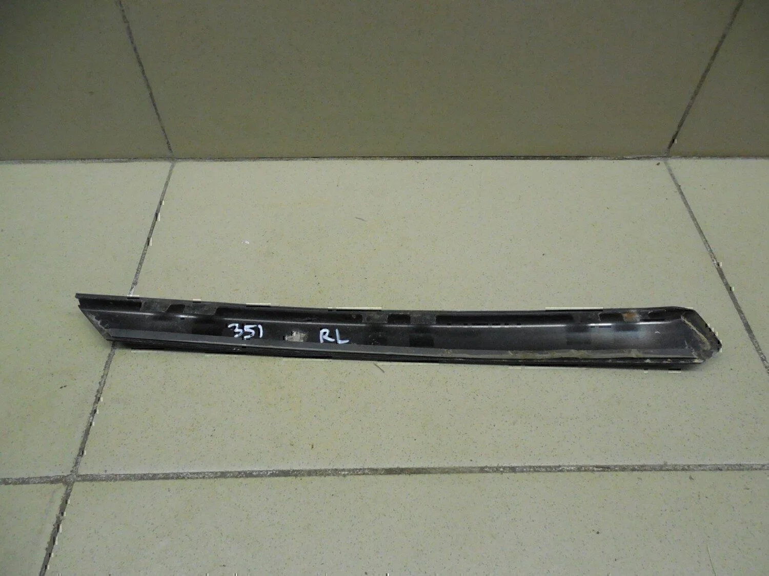 Накладка стойки Audi A4 [B6] 2000-2004 - миниатюра 3