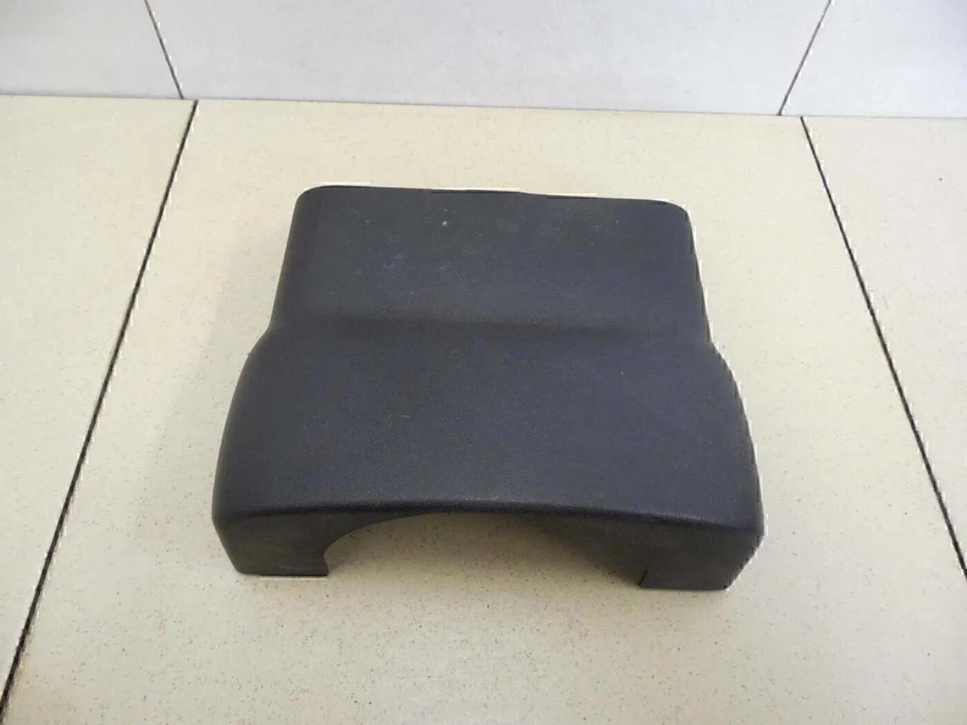 Кожух рулевой колонки верхний SKODA Fabia 1999-2006 - изображение 1